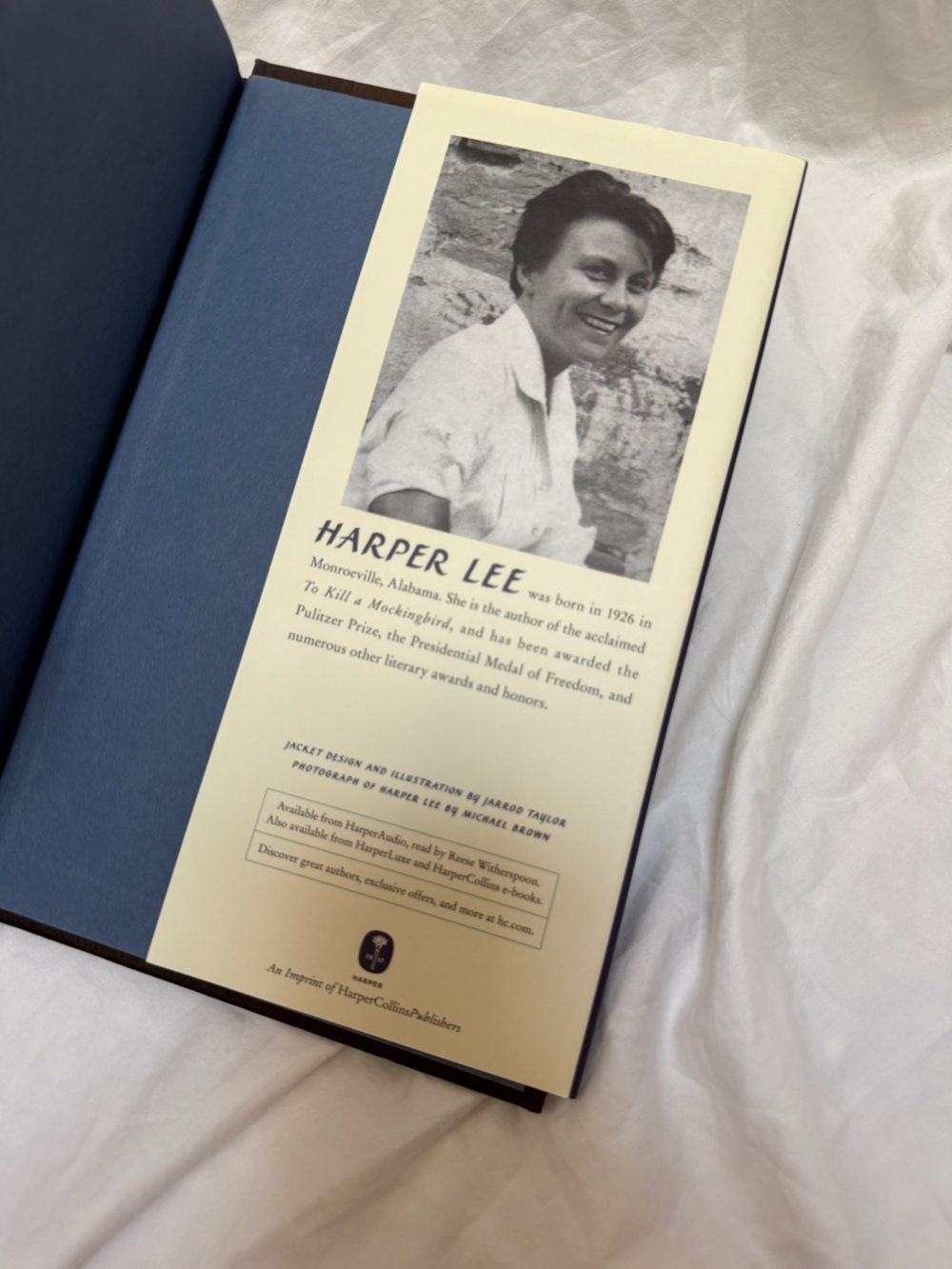The Secret of the Nightingale Palace & Go Set a Watchman Historical Book Bundle - Picture 12 of 16